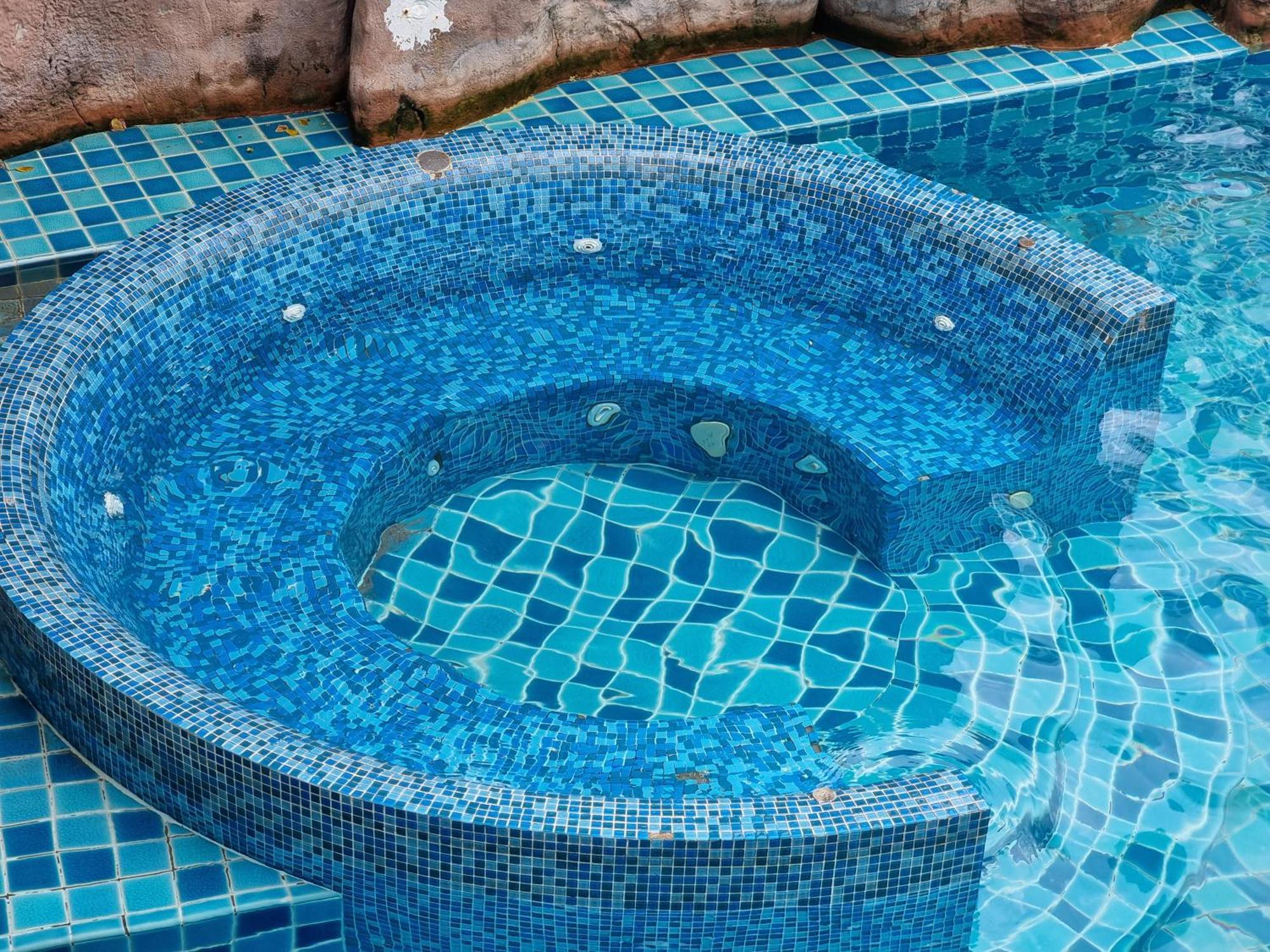 Laguna Beach Condo Resort 3 Maldives Pattaya Pool View ลากูน่า บีช คอนโด รีสอร์ต 3 พัทยา Praia de Jomtien Exterior foto
