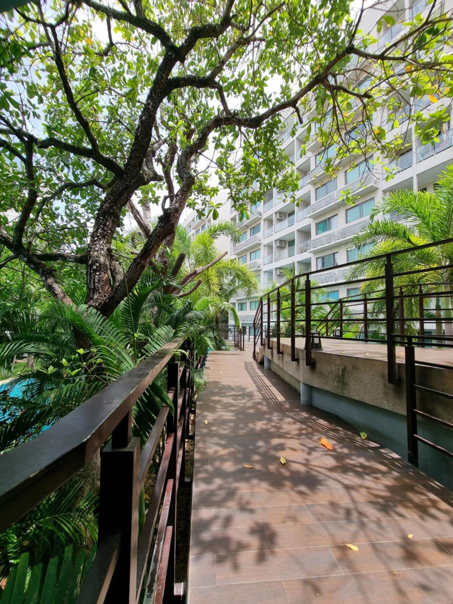 Laguna Beach Condo Resort 3 Maldives Pattaya Pool View ลากูน่า บีช คอนโด รีสอร์ต 3 พัทยา Praia de Jomtien Exterior foto